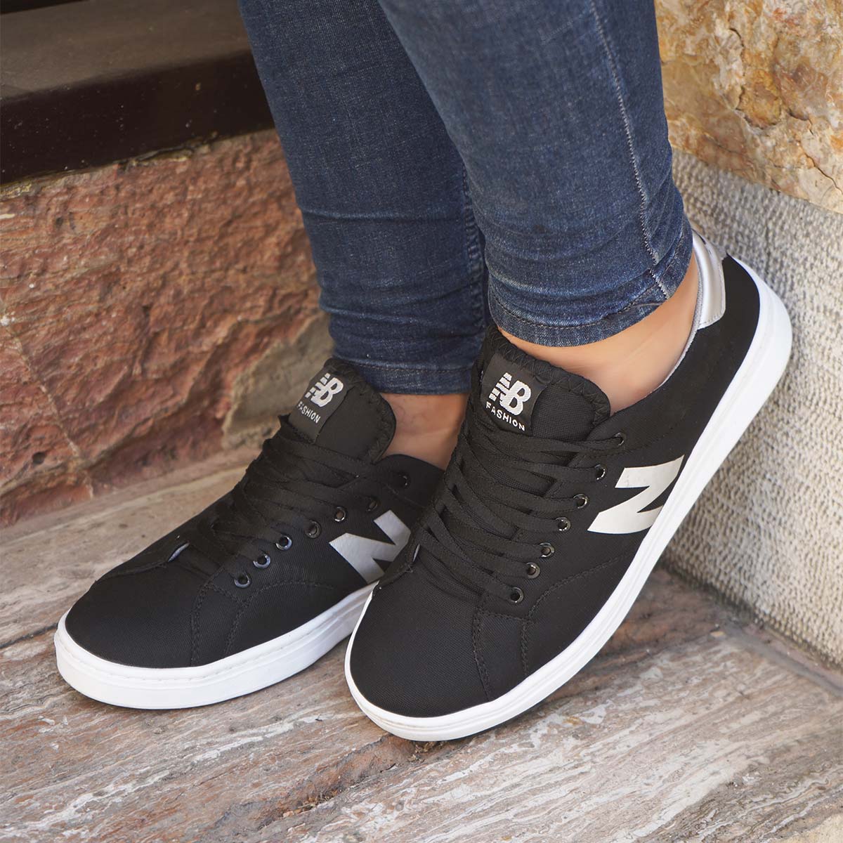 کفش نیوبالانس مردانه مشکی مدل Nami